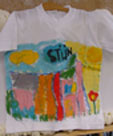workshop schilderen voor kinderen op een atelie rin Tilburg of Wageningen t-shirt schilderen met textielverf kinderfeestje kinderverjaardag
